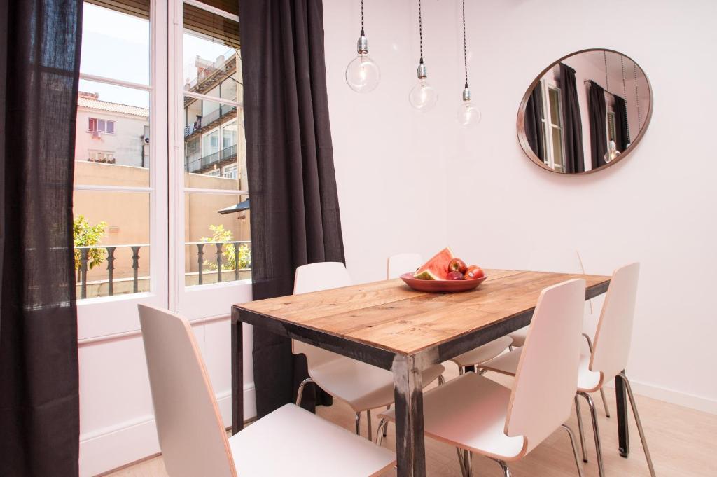 Short Stay Group Gracia Serviced Apartments Барселона Номер фото