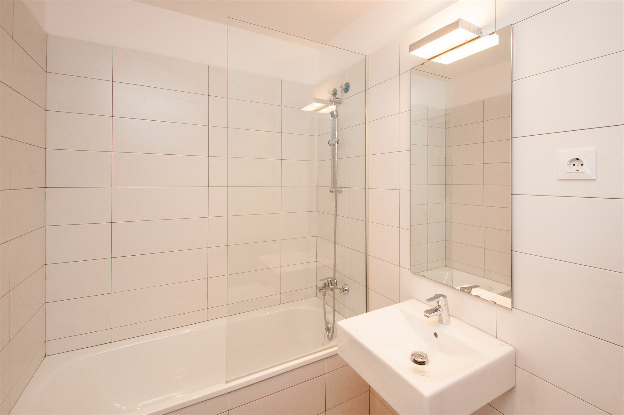 Short Stay Group Gracia Serviced Apartments Барселона Екстер'єр фото