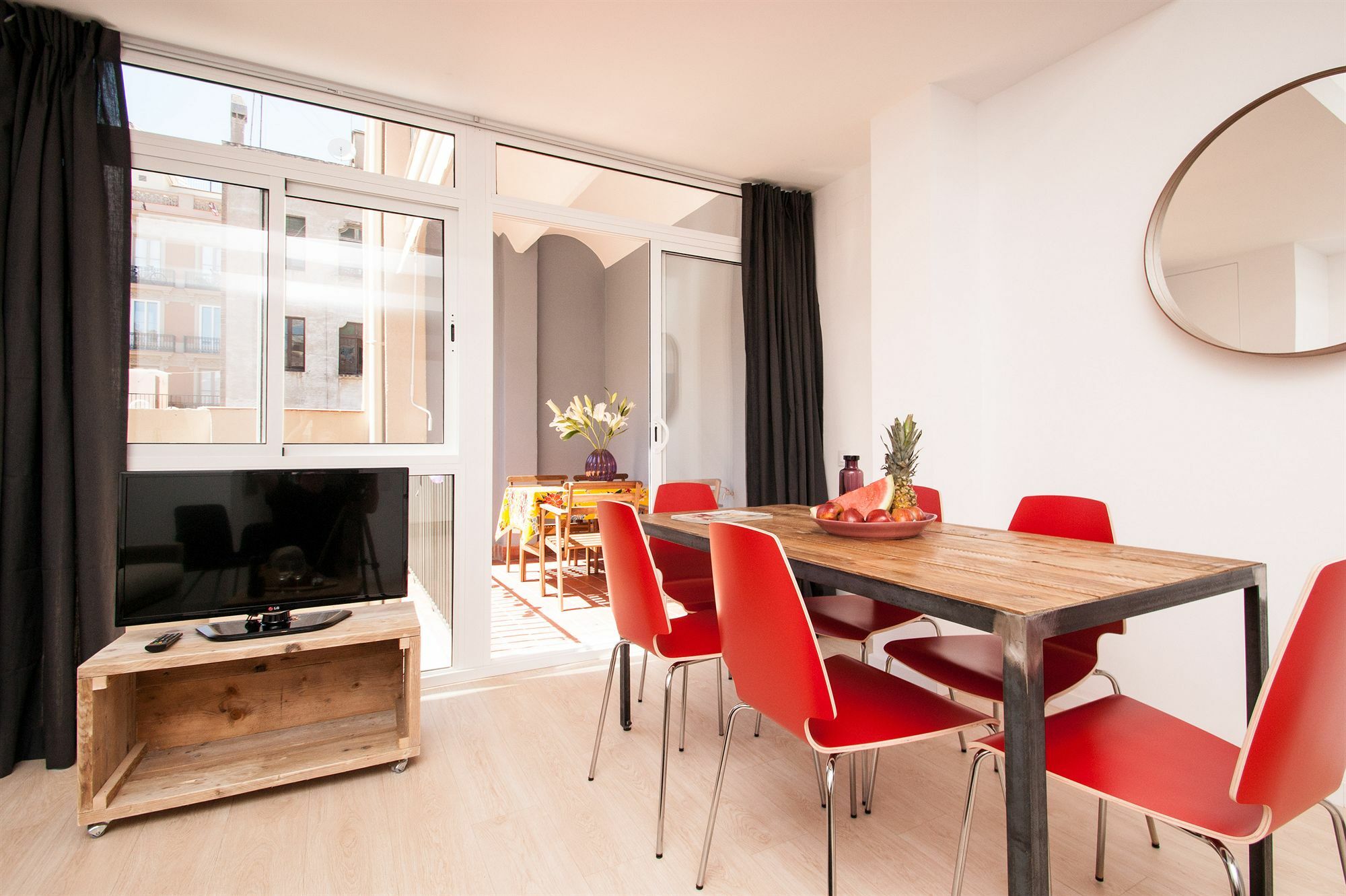 Short Stay Group Gracia Serviced Apartments Барселона Екстер'єр фото