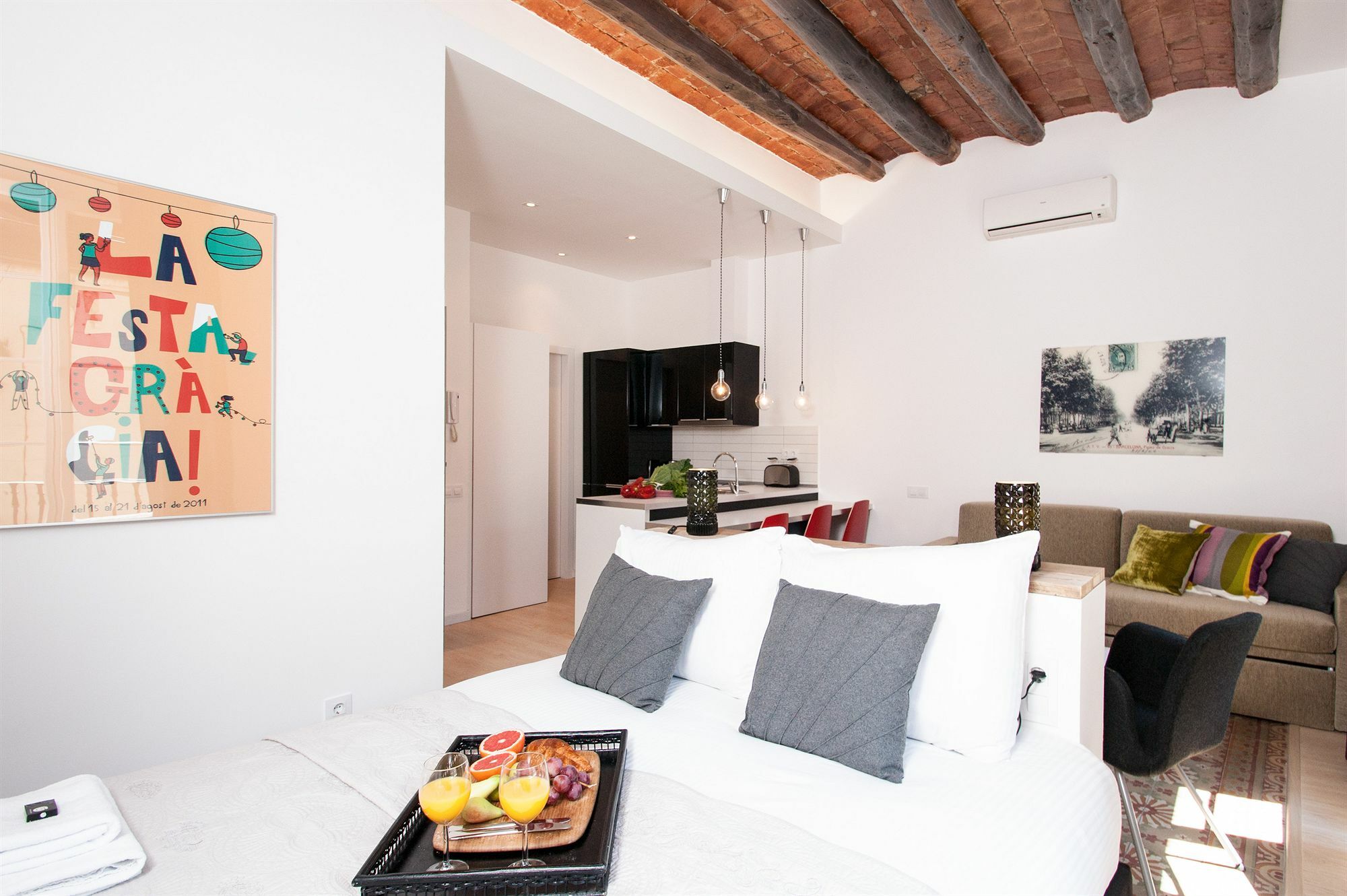 Short Stay Group Gracia Serviced Apartments Барселона Екстер'єр фото